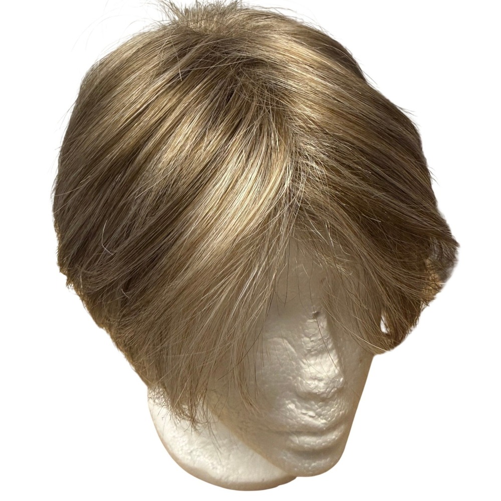 Tony of Beverly Short Wig Women OS Ash Blonde Excellent Layered Synthetic Pixie